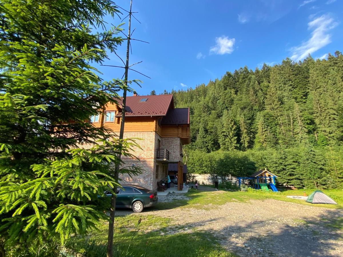 Hotel Під Магурою Worochta Exterior foto