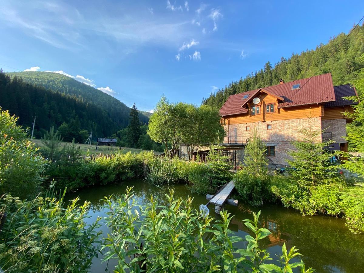 Hotel Під Магурою Worochta Exterior foto